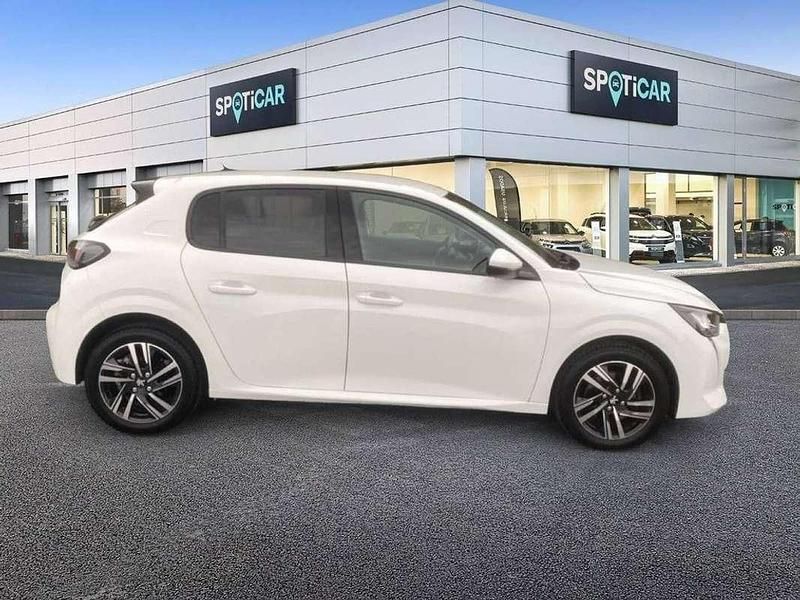 Usado Peugeot 208 Allure 100 CV (73 kW) 2021 Blanco Utilitario