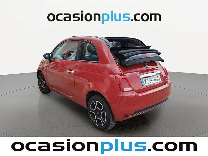Usado Fiat 500C Club 71 CV (52 kW) 2023 Rojo Descapotable