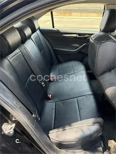 Usado Seat Toledo Reference 115 CV (84 kW) 2018 Negro Utilitario
