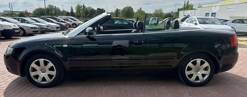 Usado Audi A4 Cabriolet 170 CV (125 kW) 2003 Negro Descapotable