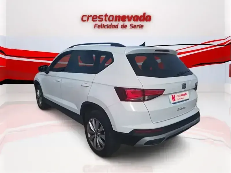 Usado Seat Ateca Style 110 CV (80 kW) 2021 Blanco SUV