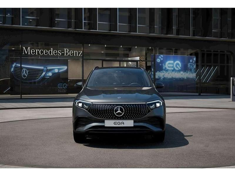 Usado Mercedes EQA300 167 kW (228 CV) 2025 Gris SUV