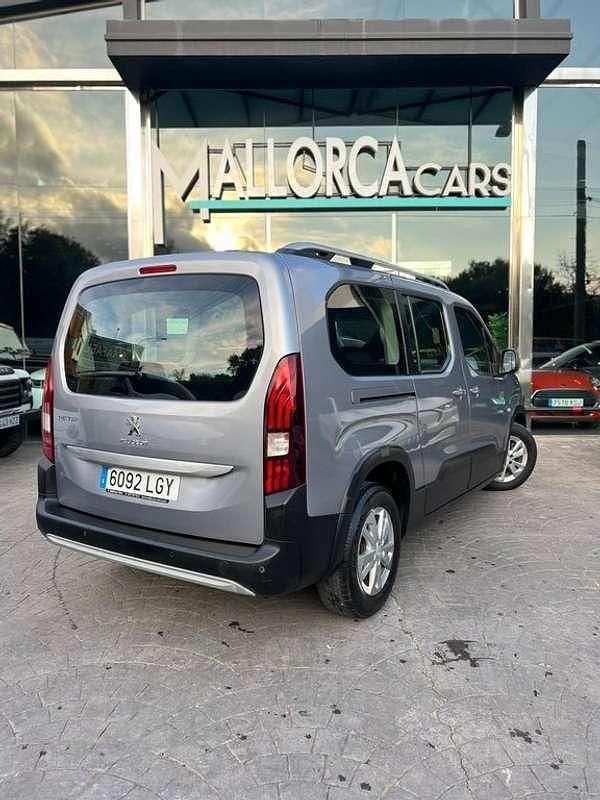 Usado Peugeot Rifter Allure 129 CV (94 kW) 2020 Gris Monovolumen