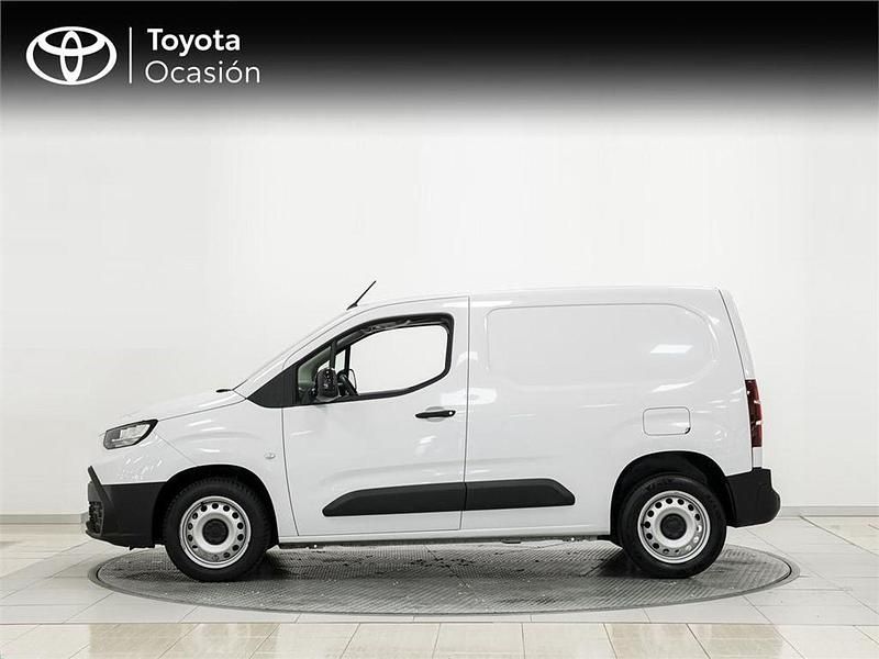Usado Toyota Proace City City 130 CV (95 kW) 2024 Blanco Monovolumen