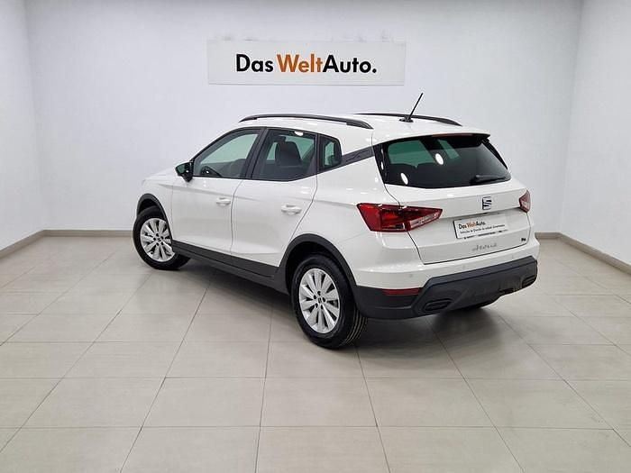 Usado Seat Arona Style 115 CV (84 kW) 2025 Blanco SUV