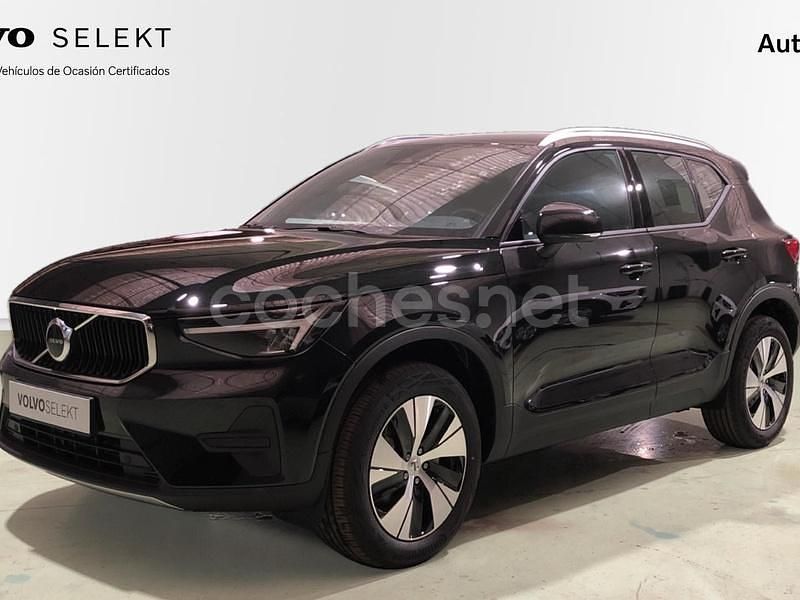 Negro Nuevo 2025 Volvo XC40 Core SUV | 37.500 € (Precio justo) - Imagen 1/4
