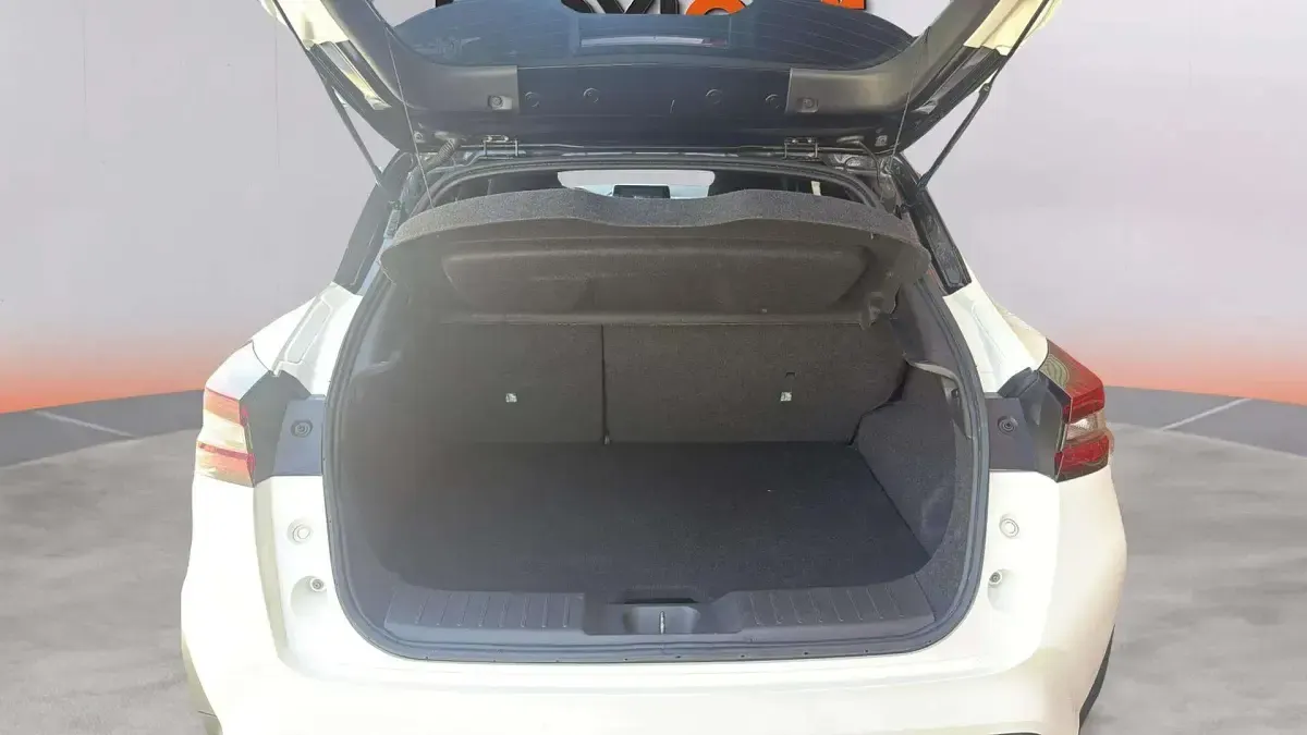 Usado Nissan Juke Acenta 114 CV (83 kW) 2021 Blanco SUV