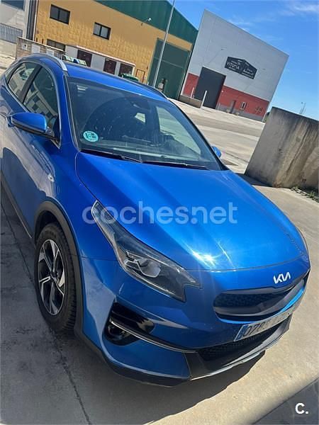 Usado Kia XCeed 160 CV (117 kW) 2022 Azul SUV