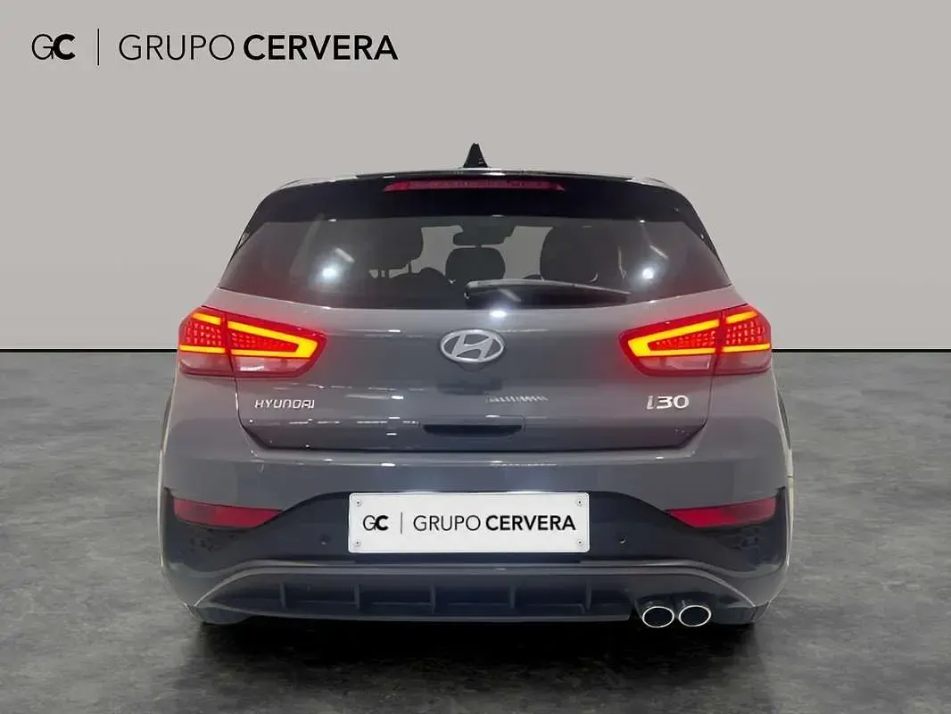 Usado Hyundai i30 N Line 120 CV (88 kW) 2025 Gris Utilitario