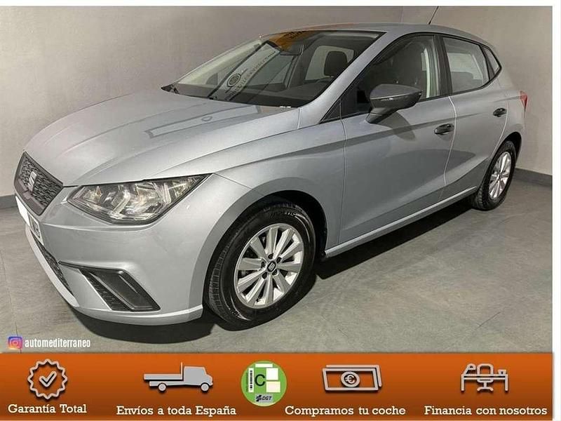 Usado Seat Ibiza Reference 95 CV (69 kW) 2018 Gris Utilitario