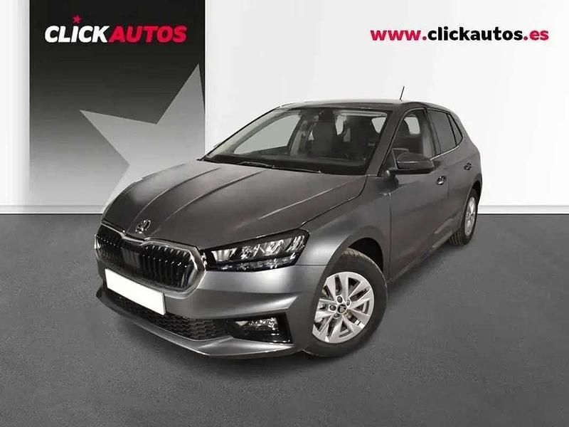Gris Usado 2025 Skoda Fabia Selection Utilitario | 18.250 € (Super precio) - Imagen 1/4