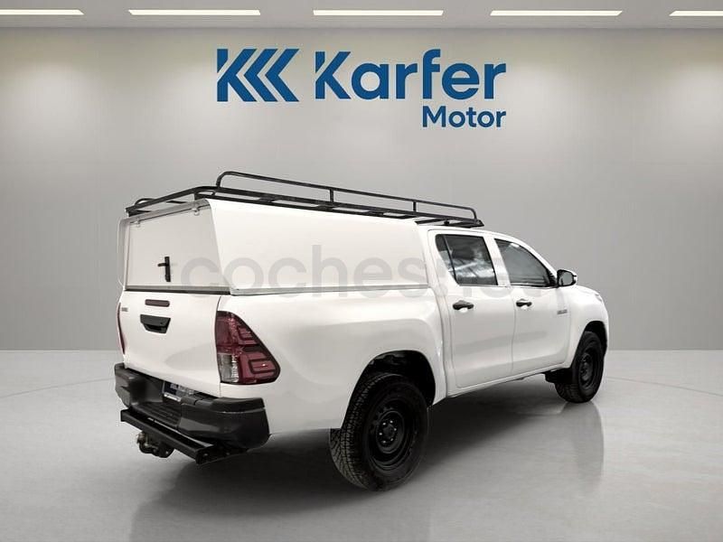 Usado Toyota HiLux 150 CV (110 kW) 2022 Blanco Pickup/Camioneta