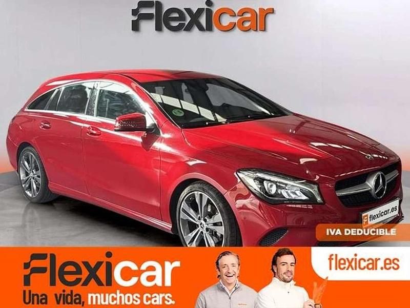 Rojo Usado 2017 Mercedes CLA220 Shooting Brake Familiar | 19.990 € (Super precio) - Imagen 1/4