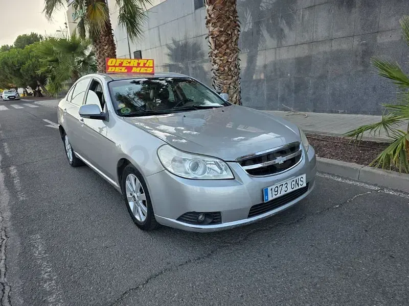 Usado Chevrolet Epica LT 150 CV (110 kW) 2009 Gris / plata Berlina