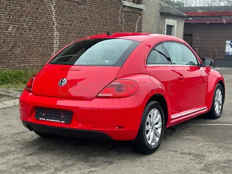Usado VW Beetle Design 105 CV (77 kW) 2013 Rojo Utilitario