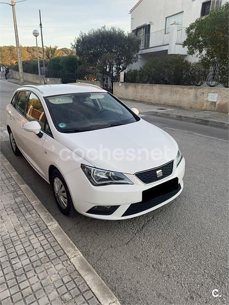 Usado Seat Ibiza ST CONNECT 90 CV (66 kW) 2016 Blanco Familiar