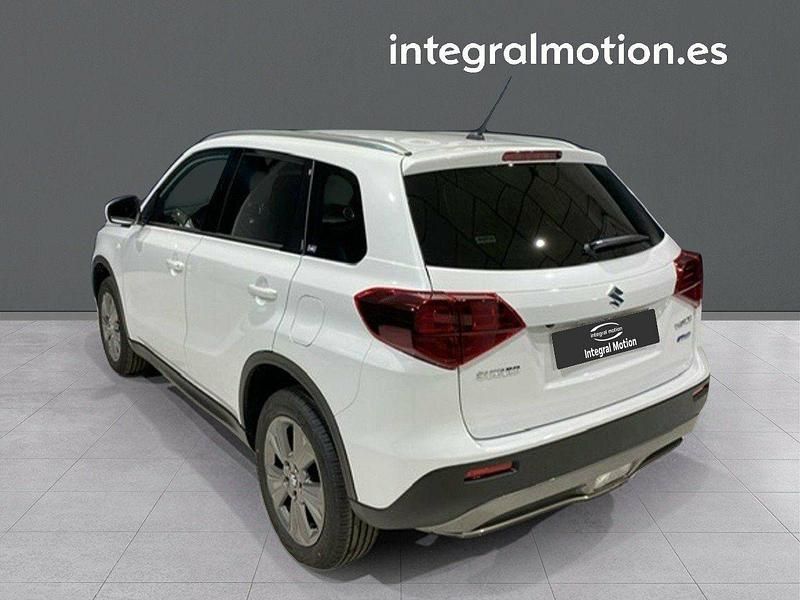 Usado Suzuki Vitara 129 CV (94 kW) 2022 Blanco SUV