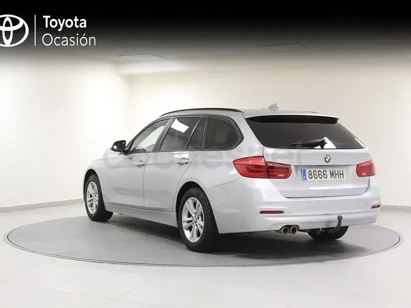 Usado BMW 320 190 CV (139 kW) 2020 Gris / plata Familiar