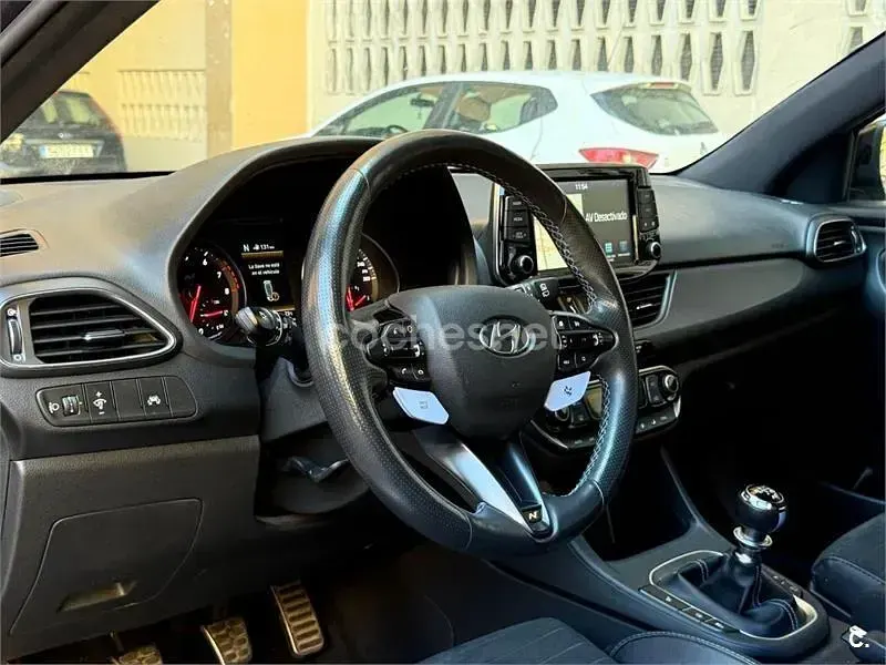 Usado Hyundai i30 N Performance 275 CV (202 kW) 2018 Gris / plata Berlina