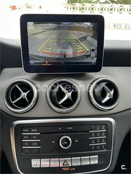 Usado Mercedes CLA220 Shooting Brake 177 CV (130 kW) 2018 Negro Familiar