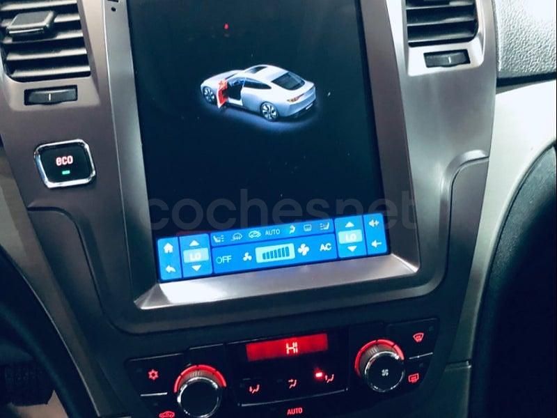 Usado Opel Insignia Selective 130 CV (95 kW) 2012 Gris / plata Berlina