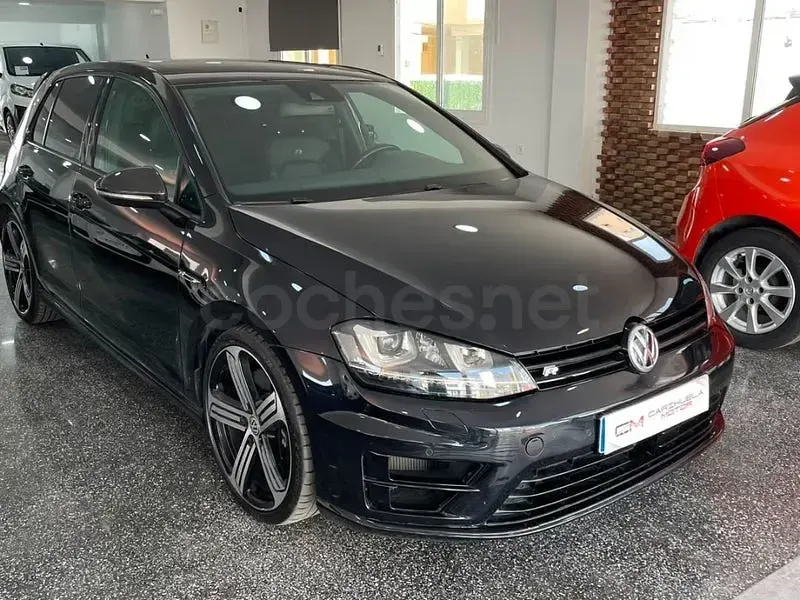 Usado VW Golf VII R 300 CV (220 kW) 2016 Negro Berlina