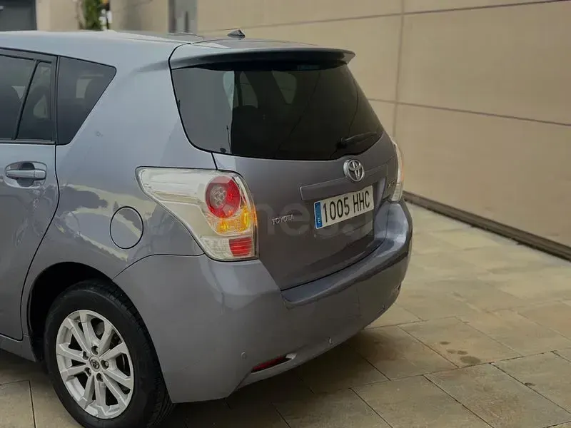 Usado Toyota Verso Advance 126 CV (92 kW) 2012 Azul Monovolumen