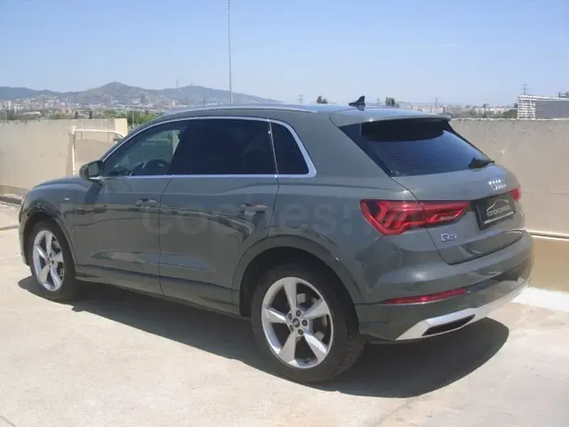 Usado Audi Q3 S-Line 150 CV (110 kW) 2022 Gris SUV