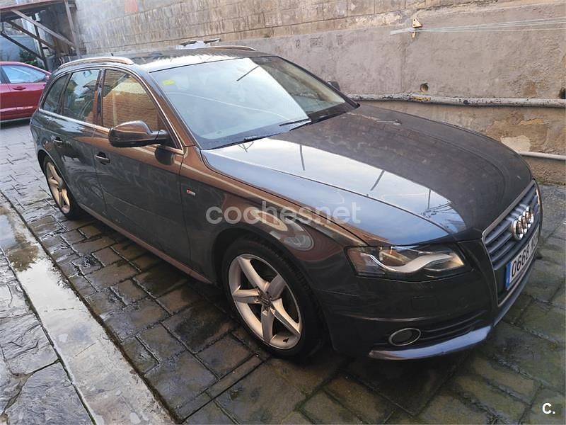 Usado Audi A4 211 CV (155 kW) 2009 Gris / plata Familiar
