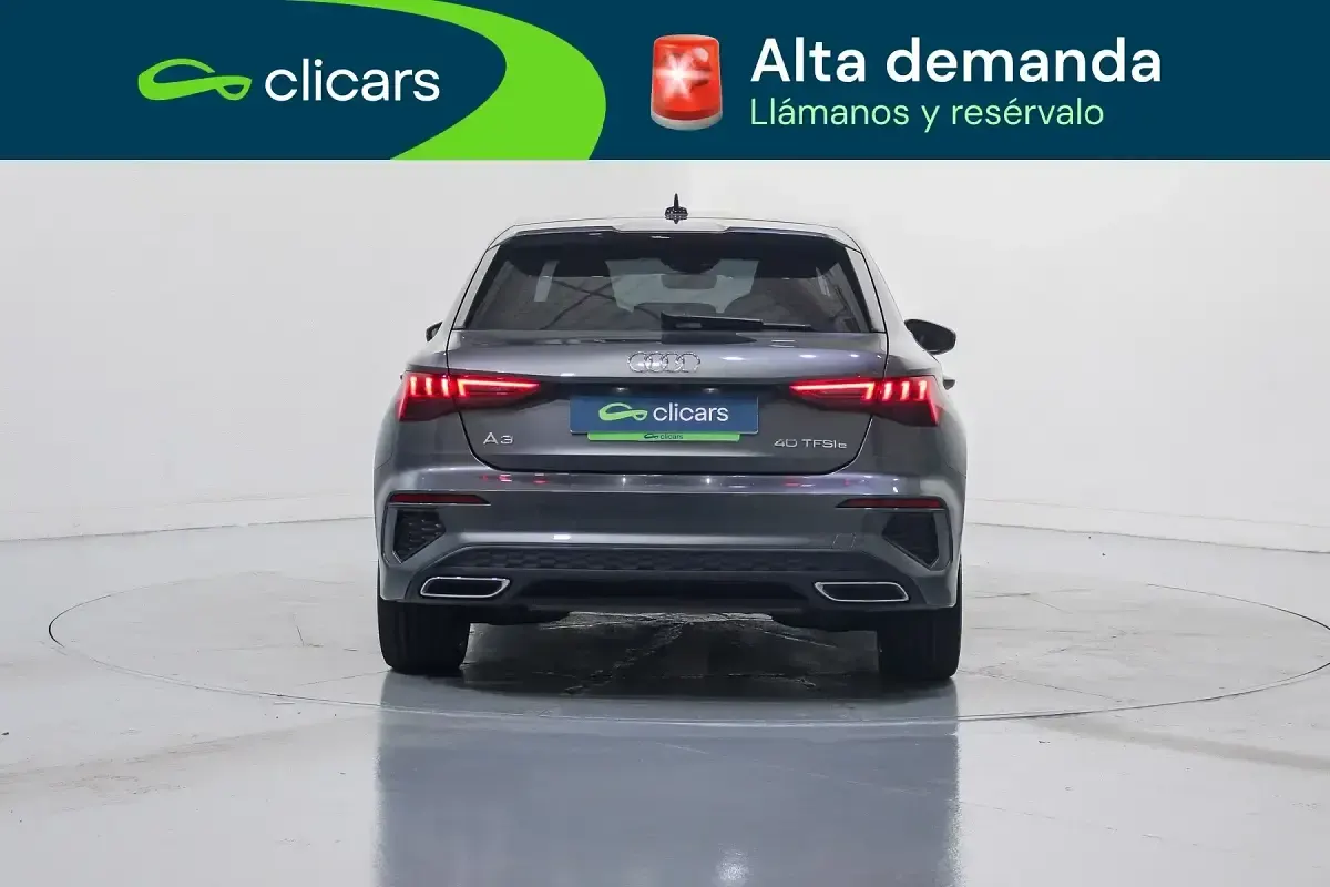 Usado Audi A3 Sportback e-tron S-Line 150 CV (110 kW) 2022 Gris Utilitario