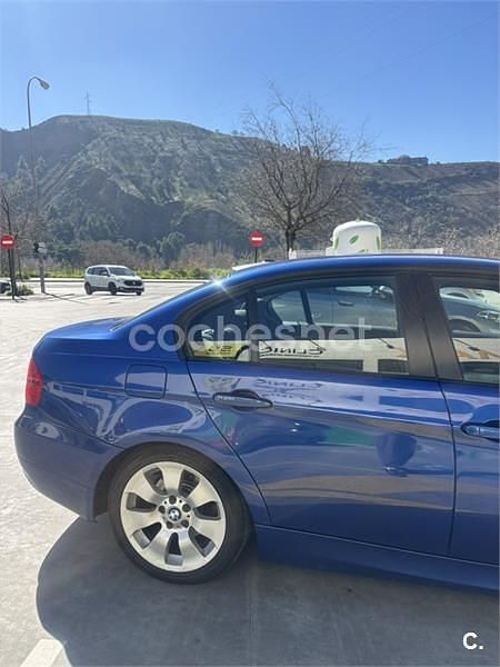 Usado BMW 318 Comfort Edition 143 CV (105 kW) 2009 Azul Berlina