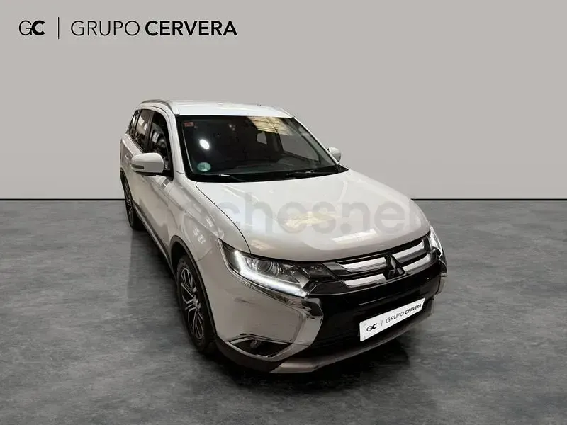 Usado Mitsubishi Outlander Motion 150 CV (110 kW) 2016 Blanco SUV