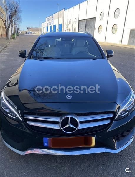 Usado Mercedes C250 AMG line 204 CV (150 kW) 2017 Negro Familiar