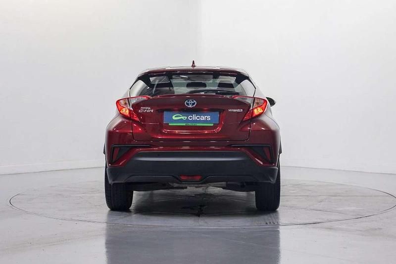 Usado Toyota C-HR Active 98 CV (72 kW) 2019 Rojo SUV