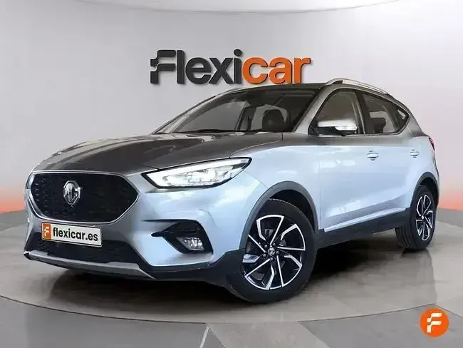 Usado MG ZS Luxury 111 CV (81 kW) 2022 Gris SUV