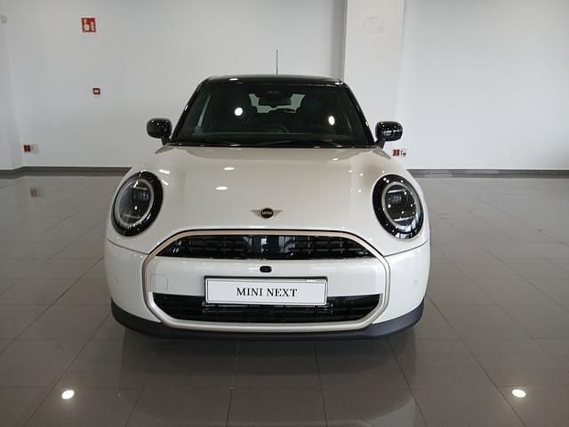 Usado Mini Cooper Essential 114 kW (156 CV) 2025 Blanco Utilitario