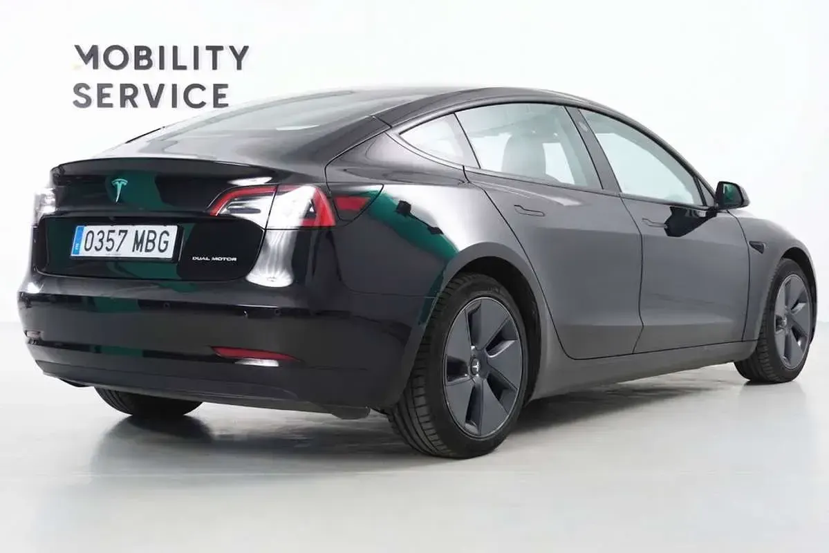 Usado Tesla Model 3 366 kW (498 CV) 2022 Negro Berlina