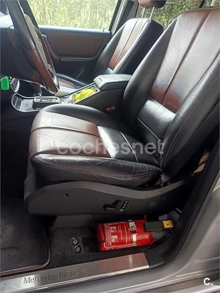 Gris / plata Usado 2002 Mercedes ML270 SUV | 6250 € (Precio justo) - Imagen 1/4