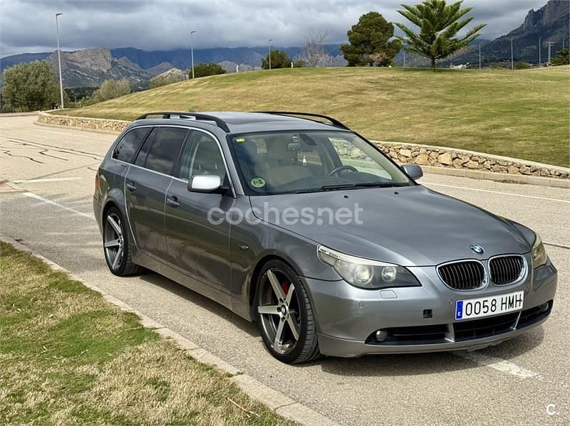 Usado BMW 535 M Sport 272 CV (200 kW) 2007 Gris / plata Familiar