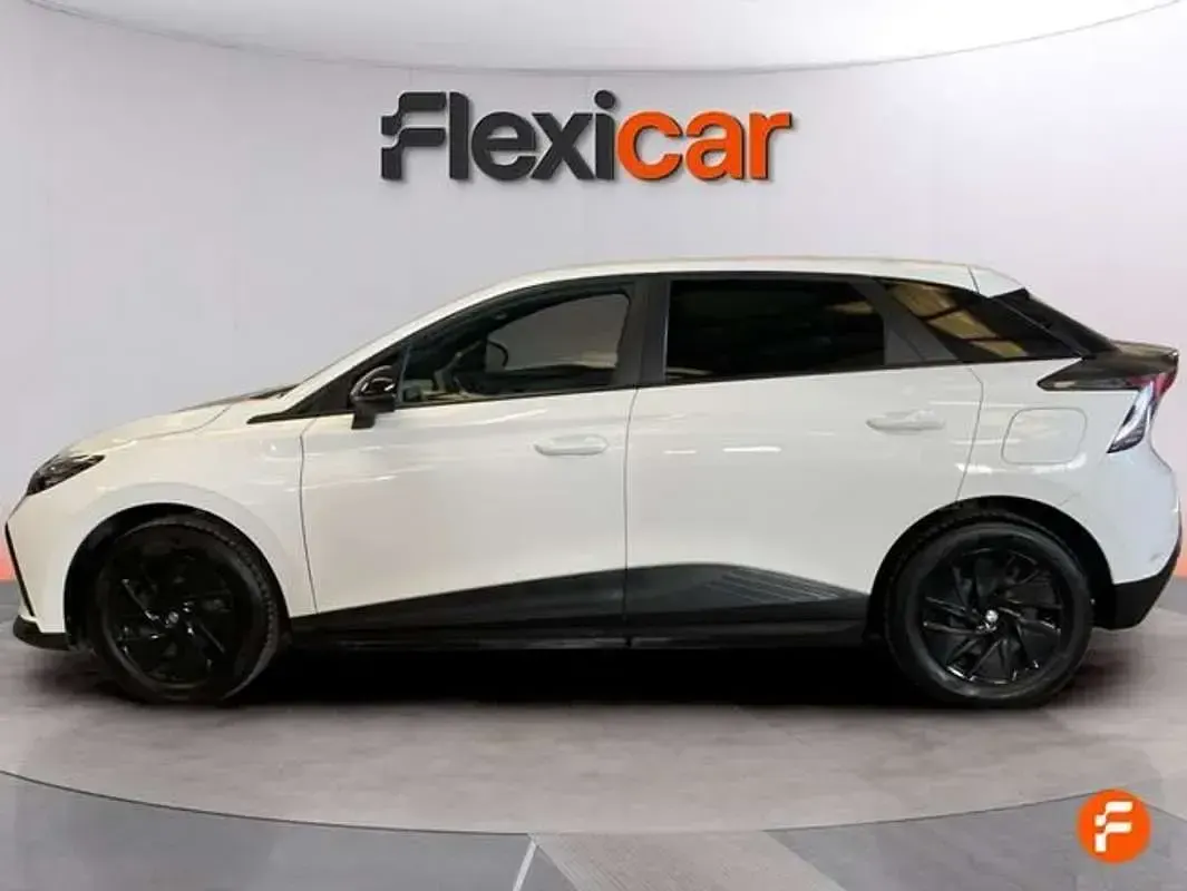 Usado MG MG4 EV 125 kW (170 CV) 2023 Blanco Utilitario