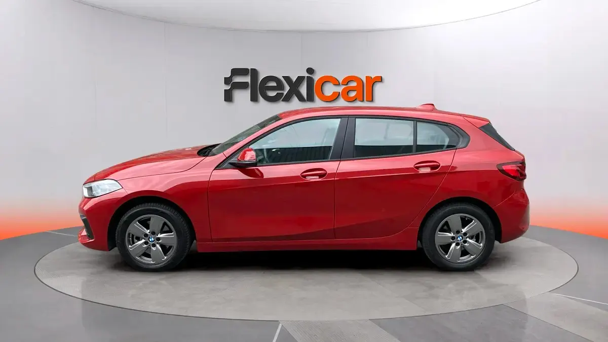 Usado BMW 116 116 CV (85 kW) 2022 Rojo Utilitario