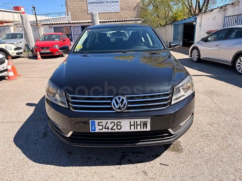 Usado VW Passat Edition 140 CV (102 kW) 2012 Negro Berlina