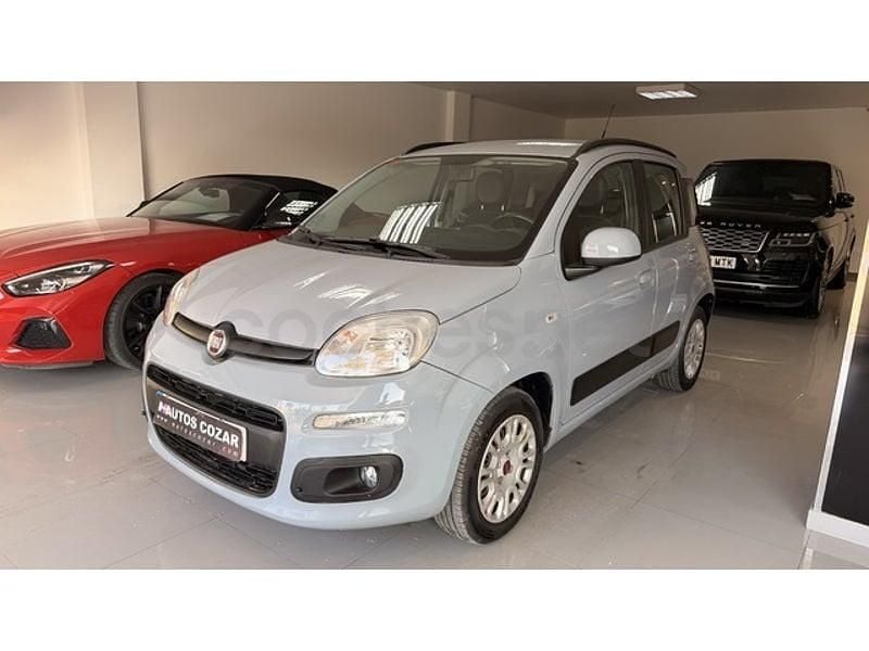 Usado Fiat Panda Lounge 69 CV (50 kW) 2019 Gris / plata Utilitario