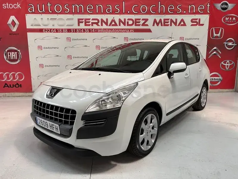 Usado Peugeot 3008 120 CV (88 kW) 2011 Blanco Familiar