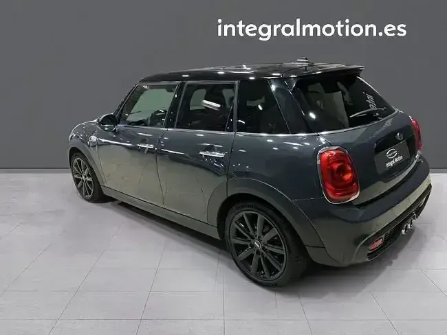 Usado Mini Cooper SD 170 CV (125 kW) 2016 Negro Utilitario