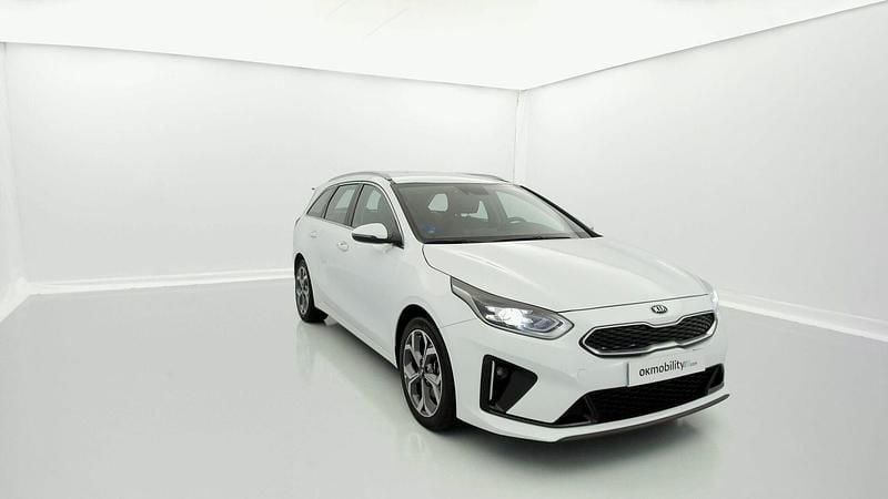 Usado Kia Ceed 141 CV (103 kW) 2021 Cararraweiss Utilitario