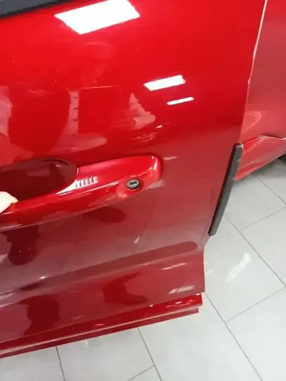 Usado Ford Kuga ST-Line 225 CV (165 kW) 2022 Rojo SUV