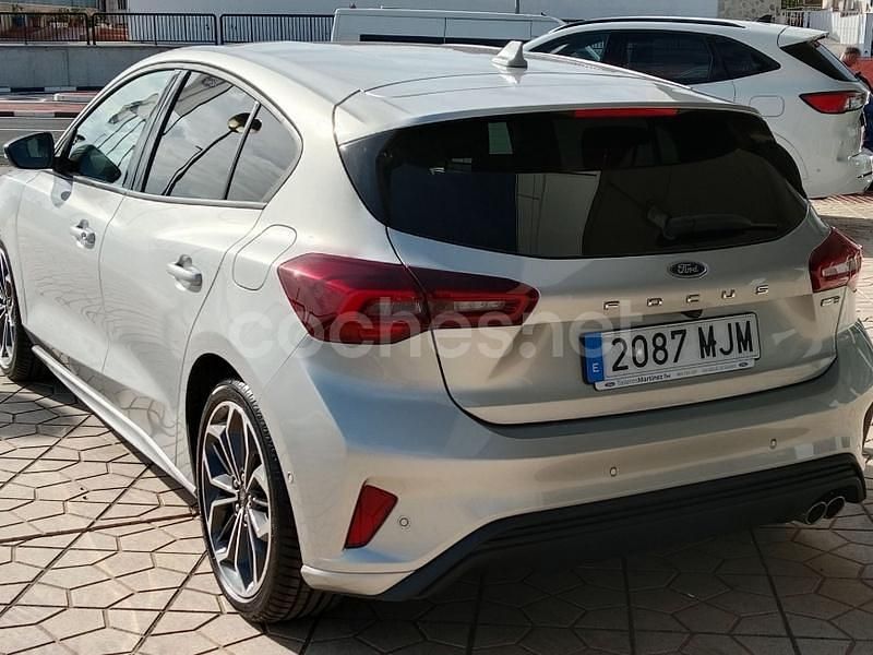 Usado Ford Focus ST-Line X 125 CV (91 kW) 2023 Gris / plata Berlina