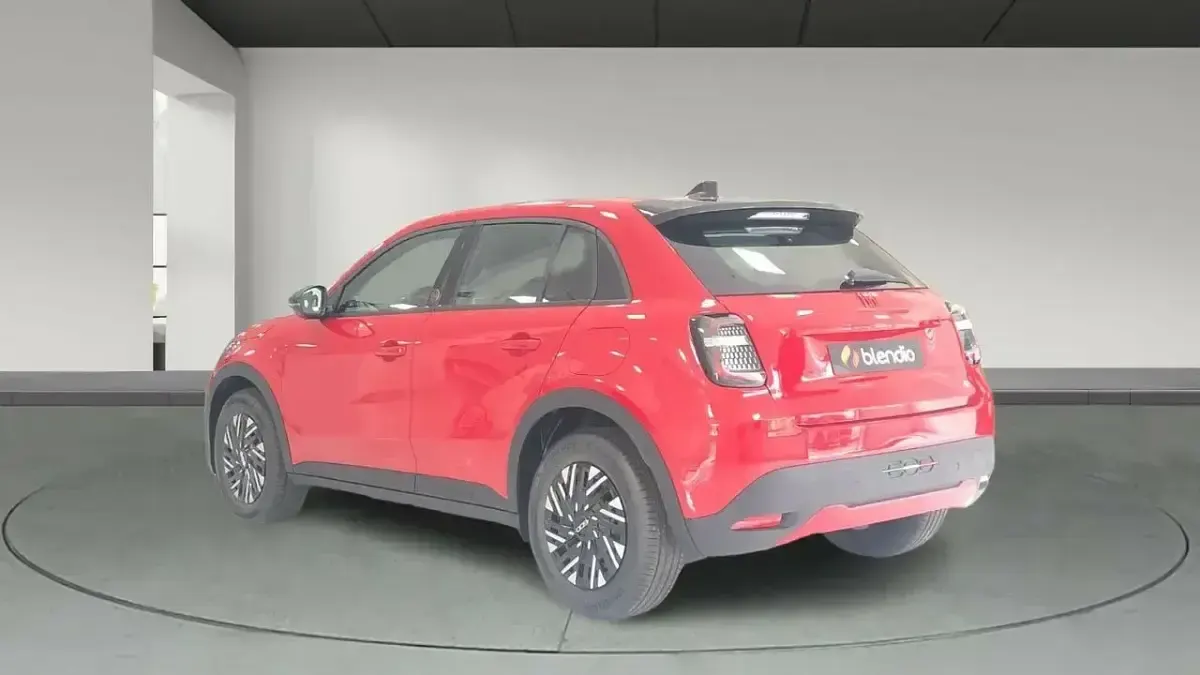 Nuevo Fiat 600 Red 114 kW (156 CV) 2025 Rojo SUV