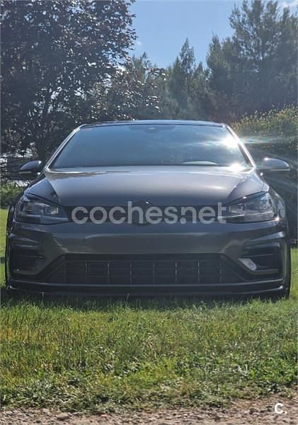 Usado VW Golf VII R 310 CV (228 kW) 2018 Gris / plata Berlina